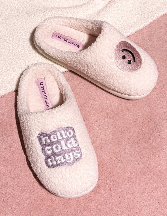 Hello Cold Days Slippers (Size 36 - 37) - Myriad Beauty